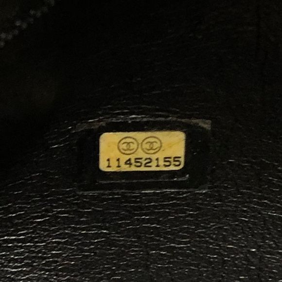 Chanel Luxe Ligne Bowler Bag Leather Medium Brown, Metallic - Picture 8 of 8